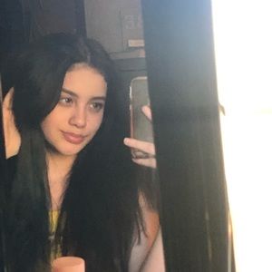 Meet your Posher, Diana